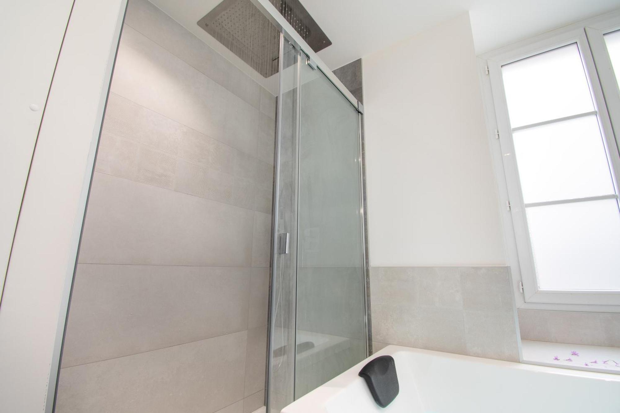 L'Appartement Des Ducs Avec Baignoire Double Нант Екстер'єр фото